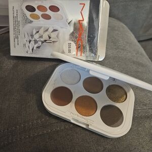MAC Squall Goals CABIN COZY Eye Shadow Palette X 6 New In Box Winter '23